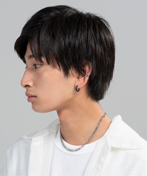ieLS(イエルズ)の「金属アレルギー対応 「ieLS」 ステンレス クロッシング サークル フープピアス(ピアス(両耳用)・メンズ・シルバー/ゴールド/ブラック・ONE SIZE)」の9枚目の写真