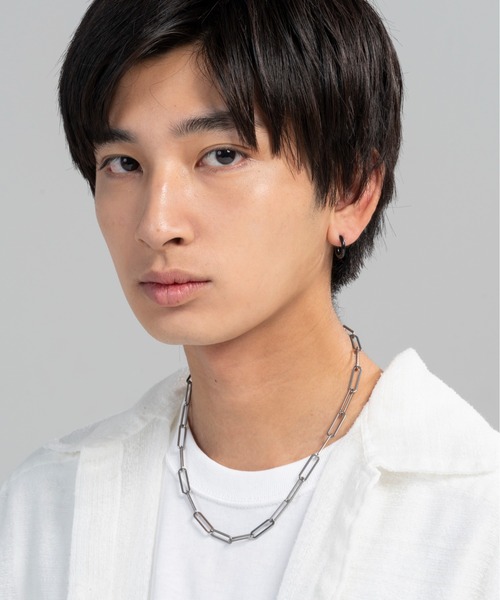 ieLS(イエルズ)の「金属アレルギー対応 「ieLS」 ステンレス クロッシング サークル フープピアス(ピアス(両耳用)・メンズ・シルバー/ゴールド/ブラック・ONE SIZE)」の11枚目の写真