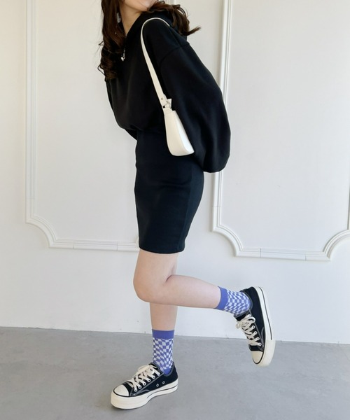 Loueme(ルエム)の「【23S/S 春新作】フードスウェットリブスカートミニワンピ(ワンピース・レディース・ブラック・FREE)」の3枚目の写真