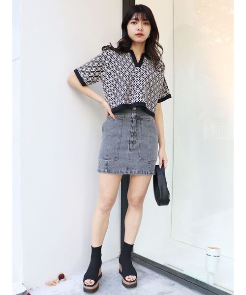 MURUA（ムルーア）の「モノグラムハーフスリーブニット