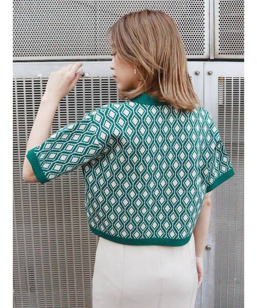 MURUA（ムルーア）の「モノグラムハーフスリーブニットポロシャツ（ポロシャツ・レディース・アイボリー/ブラック/グリーン/ブルー/ベージュ・FREE）」の18枚目の写真