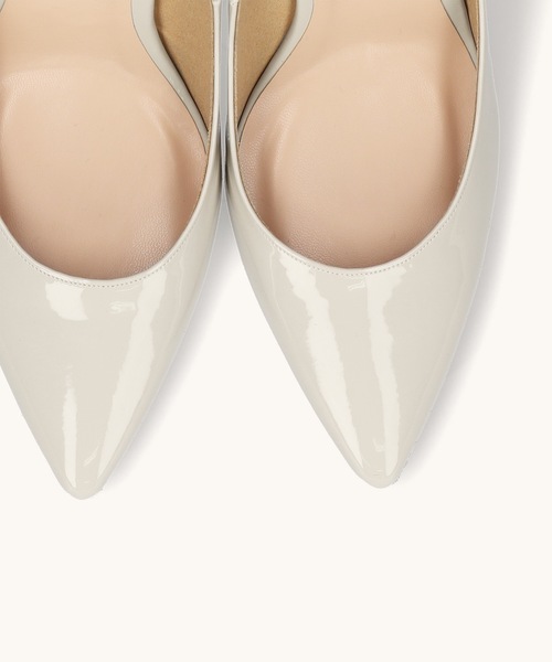 MAMIAN（マミアン）の「ポインテッドトゥ スリムヒール パンプス (8.0cmヒール)（パンプス・レディース・ライトイエロー/ブラック/アイボリー/グレイッシュベージュ/ライトブルー・23.5cm/24.0cm/24.5cm/22.5cm/22.0cm/23.0cm）」の8枚目の写真