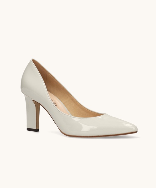 MAMIAN（マミアン）の「ポインテッドトゥ スリムヒール パンプス (8.0cmヒール)（パンプス・レディース・ライトイエロー/ブラック/アイボリー/グレイッシュベージュ/ライトブルー・23.5cm/24.0cm/24.5cm/22.5cm/22.0cm/23.0cm）」の10枚目の写真