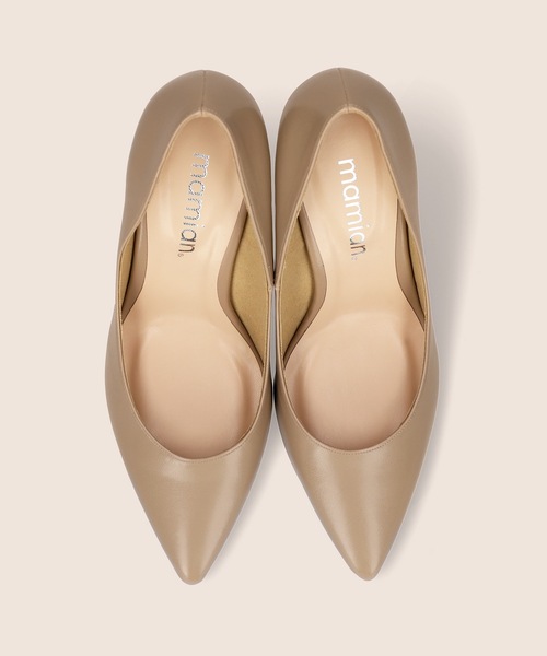 MAMIAN（マミアン）の「ポインテッドトゥ スリムヒール パンプス (8.0cmヒール)（パンプス・レディース・ライトイエロー/ブラック/アイボリー/グレイッシュベージュ/ライトブルー・23.5cm/24.0cm/24.5cm/22.5cm/22.0cm/23.0cm）」の19枚目の写真