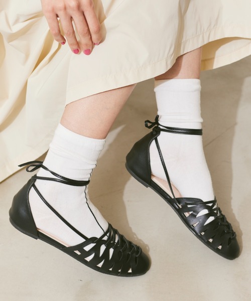 Libra Cue(リブラ キュー)の「レースアップパンプス(パンプス・レディース・ブラック・S/M/L)」の3枚目の写真