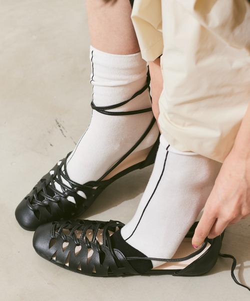 Libra Cue(リブラ キュー)の「レースアップパンプス(パンプス・レディース・ブラック・S/M/L)」の4枚目の写真