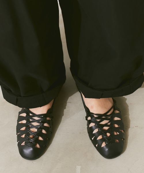 Libra Cue(リブラ キュー)の「レースアップパンプス(パンプス・レディース・ブラック・S/M/L)」の6枚目の写真