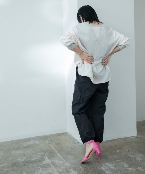 Eimee Law(エイミーロウ)の「裏毛&ワッフル2WAYロゴトップス(Tシャツ/カットソー・レディース・オフホワイト/ライトグレー/ネイビー・38)」の6枚目の写真