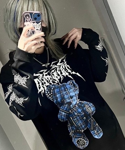 TRAVAS TOKYO（トラバス トウキョウ）の「『TRAVAS TOKYO/トラバス トーキョー』"REVENGE PUNKS" bear L/S Tee/くまプリントロングスリーブカットソー（Tシャツ/カットソー・レディース・ホワイト/ブラック×レッド/ブラック×ブルー・FREE）」の16枚目の写真