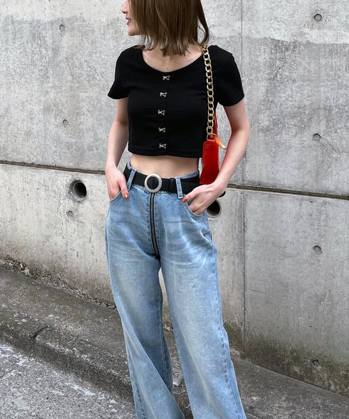 SPIRALGIRL(スパイラルガール)の「ホックデザインワッフルショートトップス(Tシャツ/カットソー・レディース・ブラック/グリーン/ホワイト・FREE)」の5枚目の写真