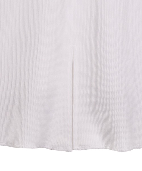 UNDERWRAPS(アンダーラップス)の「ワッフルバックスリットT(M3)(Tシャツ/カットソー・レディース・ブラック/ホワイト/グリーン/ベージュ/オートミール・MEDIUM/LARGE)」の12枚目の写真