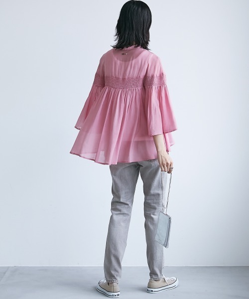 CHIC STYLE（シックスタイル）の「＜大きいサイズ＞ゴムシャーリングブラウス シックスタイル（シャツ/ブラウス・レディース・グリーン系/ピンク系・L/LL/3L/4L/5L）」の21枚目の写真