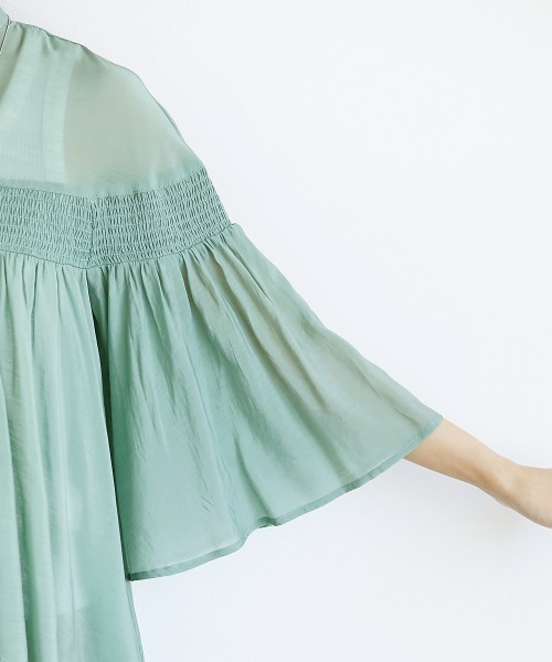 CHIC STYLE（シックスタイル）の「＜大きいサイズ＞ゴムシャーリングブラウス シックスタイル（シャツ/ブラウス・レディース・グリーン系/ピンク系・L/LL/3L/4L/5L）」の17枚目の写真