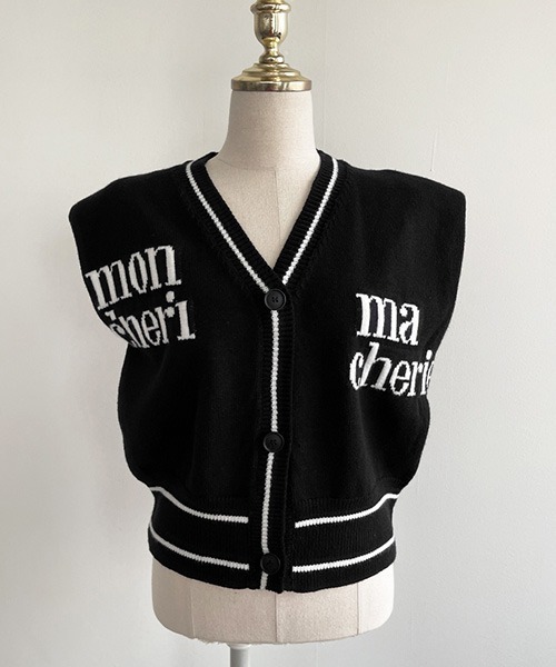 NANING9（ナンニング）の「NANING9 レタリングフロントボタンニットベスト（ベスト・レディース・ブラック・FREE）」の11枚目の写真