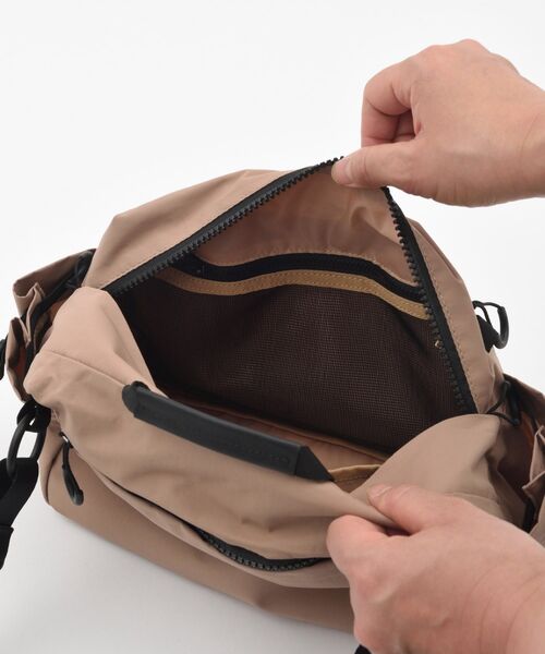 TRAVEL SHOP MILESTO(トラベルショップミレスト)の「TROT ショルダーバッグ MLS879(ショルダーバッグ・レディース・グレー/ベージュ/ブラック/カーキ・フリ-)」の11枚目の写真