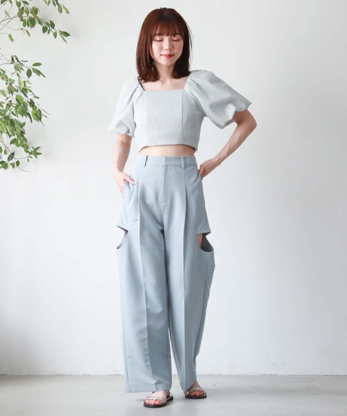 archives(アルシーヴ)の「サッカーバルーンコンパクトブラウス(シャツ/ブラウス・レディース・ブルー/ブラック/ベージュ/オフホワイト・MEDIUM)」の18枚目の写真