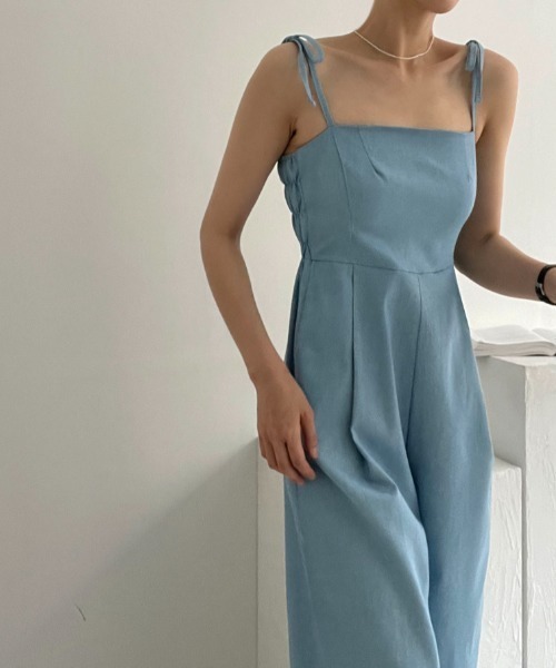 N.s（エヌドットエス）の「ショートジャケット＋キャミサロペット セットアップ（セットアップ・レディース・ブラック/ブルー/ベージュ・FREE）」の8枚目の写真