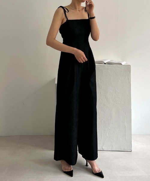 N.s（エヌドットエス）の「ショートジャケット＋キャミサロペット セットアップ（セットアップ・レディース・ブラック/ブルー/ベージュ・FREE）」の9枚目の写真