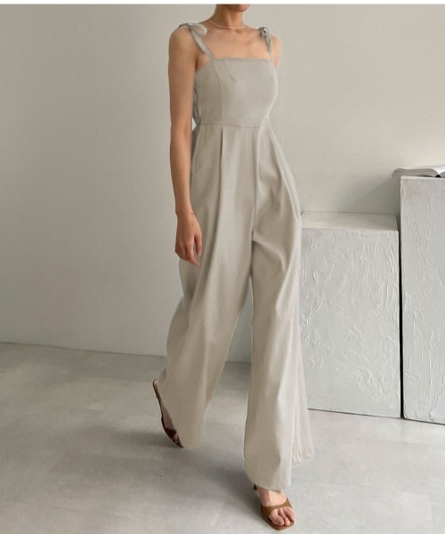 N.s（エヌドットエス）の「ショートジャケット＋キャミサロペット セットアップ（セットアップ・レディース・ブラック/ブルー/ベージュ・FREE）」の22枚目の写真