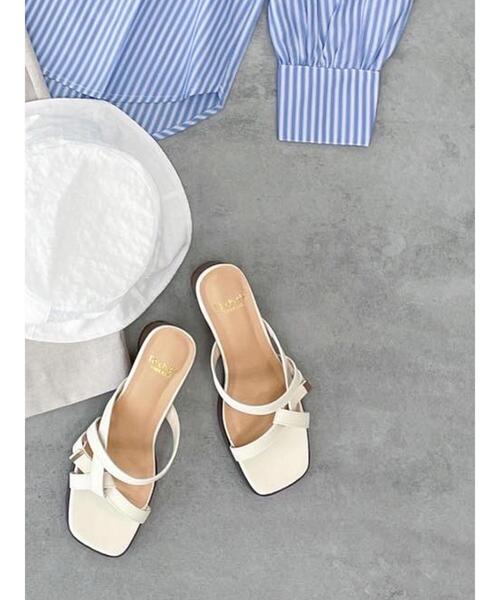 Te chichi TERRASSE（テチチテラス）の「結びリボンサンダル（サンダル・レディース・ブラック/モカ/オフホワイト・LARGE/MEDIUM）」の13枚目の写真