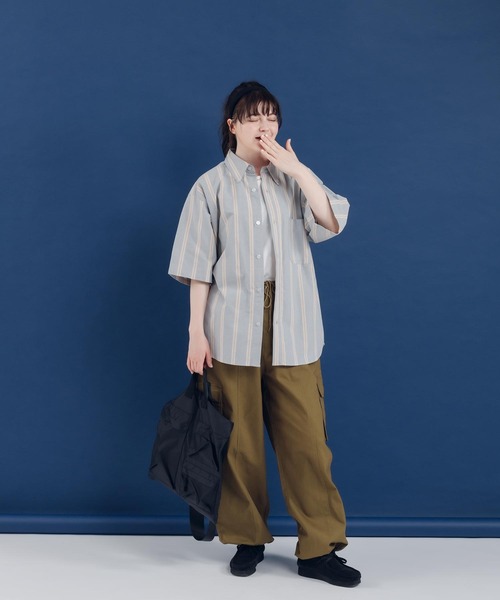 MUHET(ミュエータ)の「センターシームミリタリーパンツ(カーゴパンツ・レディース・カーキ/ブラック/アイボリー・SMALL/MEDIUM/X-LARGE)」の10枚目の写真