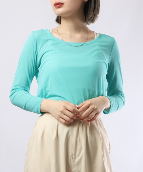 BRODIAEA(ブローディア)の「BRODIAEA コットンシフォン スーパーストレッチ ラウンドネック プルオーバー(Tシャツ/カットソー・レディース・グリーン/ベージュ/チャコール/オフホワイト/ブラック/グレー/ターコイズブルー/ピンク/ロイヤルブルー・40)」の1枚目の写真