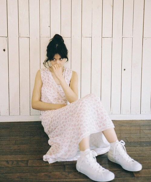 Charles Chaton（シャルルシャトン）の「Flower gauze dress