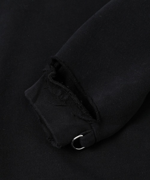 RAF SIMONS(ラフシモンズ)の「Washed big fit hoodie with clasps and patch(パーカー・メンズ・ブラック・XS/S)」の2枚目の写真