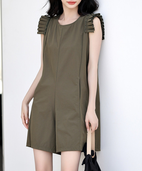 TeddyShop（テディショップ）の「【UVカット率 99%以上】レディース プリーツフリルのきれいめラッシュガード（ラッシュガード・レディース・ネイビー/カーキ/ベージュ/ブラウン/ブラック・S/LL/L/M）」の5枚目の写真