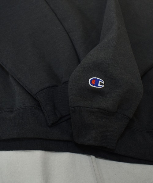 Champion（チャンピオン）の「【ヴィンテージ古着】Champion / チャンピオン ロゴ クルーネックスウェット（スウェット・メンズ・グレー・LARGE）」の3枚目の写真