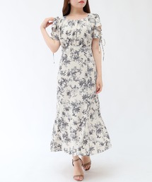 ASTORIA ODIER | スクエアネックバックスピンドルワンピース(ワンピース)