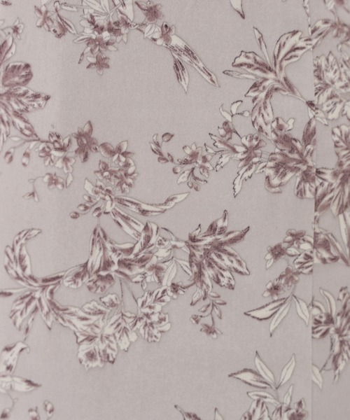 ASTORIA ODIER（アストリアオディール）の「花柄 スクエアネック バックスピンドルワンピース（ワンピース・レディース・ピンクベージュ/ホワイト・MEDIUM）」の16枚目の写真