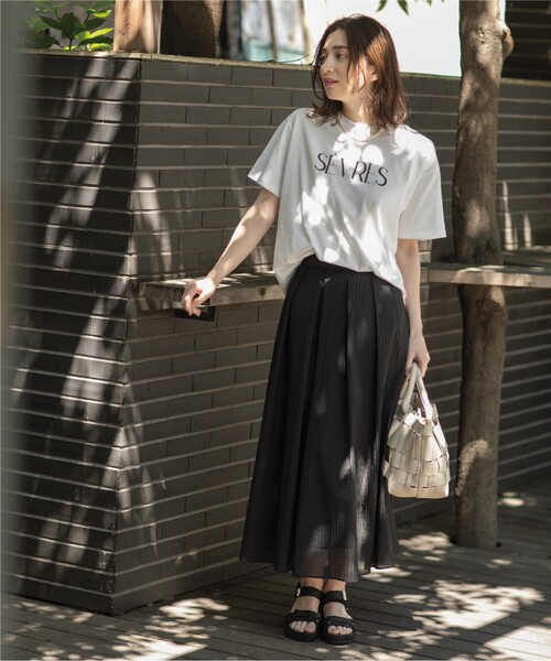 OPAQUE.CLIP（オペークドットクリップ）の「◆ドロップショルダーロゴプリントTシャツ/コットン100％【洗濯機洗い可】（Tシャツ/カットソー・レディース・ブラック/オフホワイト/レンガ・00）」の6枚目の写真