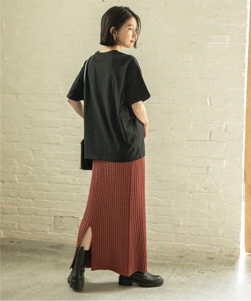 OPAQUE.CLIP（オペークドットクリップ）の「◆ドロップショルダーロゴプリントTシャツ/コットン100％【洗濯機洗い可】（Tシャツ/カットソー・レディース・ブラック/オフホワイト/レンガ・00）」の19枚目の写真