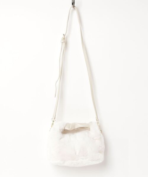 Olu.（オルドット）の「2wayファーバッグ（ショルダーバッグ・レディース・モカ/ホワイト/ベージュ・FREE）」の16枚目の写真