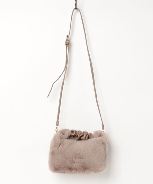 Olu.（オルドット）の「2wayファーバッグ（ショルダーバッグ・レディース・モカ/ホワイト/ベージュ・FREE）」の21枚目の写真