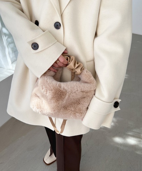 Olu.（オルドット）の「2wayファーバッグ（ショルダーバッグ・レディース・モカ/ホワイト/ベージュ・FREE）」の12枚目の写真