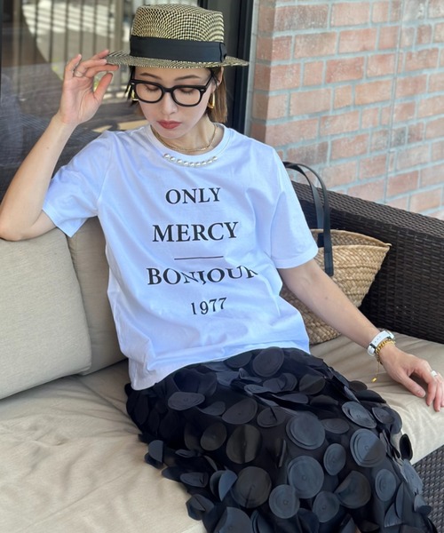 deux amour（ドゥーザムール）の「ONLY MERCY Tshirts（Tシャツ/カットソー・レディース・ホワイト/ブラック・FREE）」の11枚目の写真