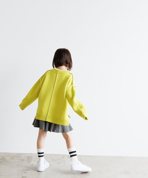 LOWRYS FARM(ローリーズファーム)の「TRミニフレアスカート 965153(スカート・キッズ・ブラック/ネイビー/グレー・110cm/120cm/130cm/140cm/150cm)」の4枚目の写真
