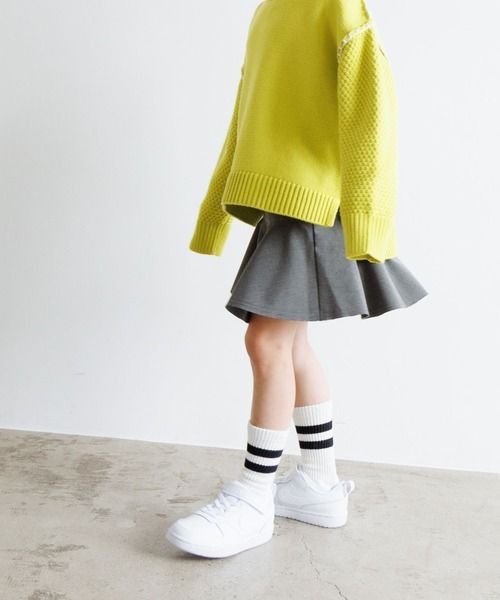LOWRYS FARM(ローリーズファーム)の「TRミニフレアスカート 965153(スカート・キッズ・ブラック/ネイビー/グレー・110cm/120cm/130cm/140cm/150cm)」の7枚目の写真