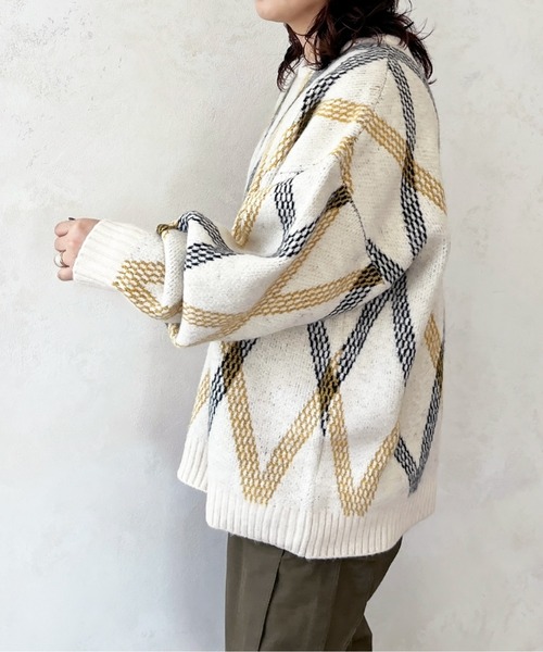 CPCM（シーピーシーエム）の「アソート総柄ニットプルオーバー（ニット/セーター・メンズ・アイボリー/ネイビー/ブラック/ベージュ・MEDIUM/LARGE）」の5枚目の写真