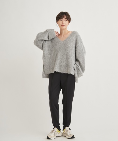 emmi（エミ）の「【emmi atelier】ダンボールニットジョガーパンツ（その他パンツ・レディース・グレイッシュベージュ/ブラック・0/1）」の11枚目の写真