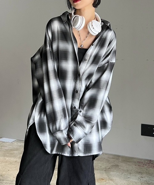 PAGEBOY（ページボーイ）の「オンブレチェックルーズシャツ2（シャツ/ブラウス・レディース・ブラック/グリーン・FREE）」の20枚目の写真