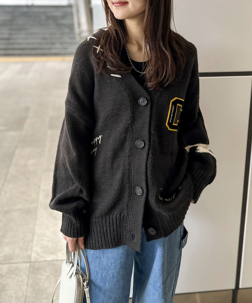 COMMRE（コムル）の「【COMMRE / コムル】レタード刺繍 カーディガン（カーディガン/ボレロ・レディース・チャコールグレー/アイボリー・FREE）」の2枚目の写真