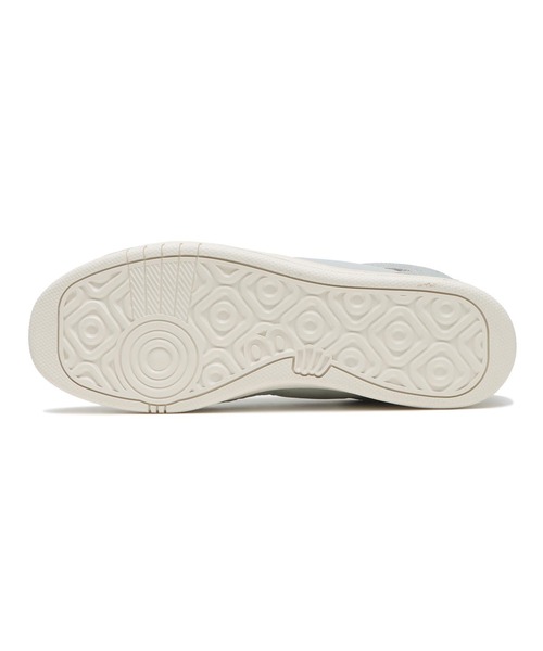 Last Resort AB(ラストリゾート・エービー)の「CM001 SUEDE/LEATHER LO LT GREY/WHITE(スニーカー・メンズ・グレー・9/8/6h/6/5/7h/8h/9h/10/5h/7/10h/4h/11)」の10枚目の写真