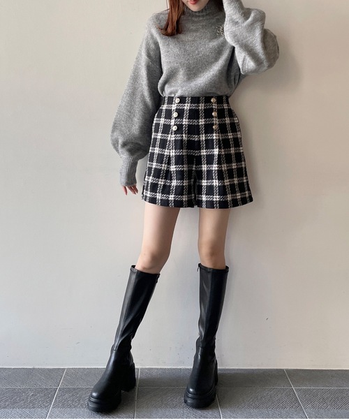 one way(ワンウェイ)の「ボタン付きハイウエストショーパン(その他パンツ・レディース・ブラック系その他/ホワイト/ブラック/グレー・FREE)」の11枚目の写真