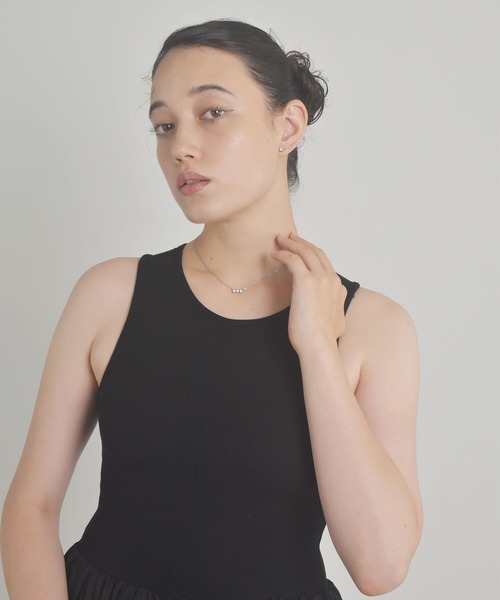 LHME(エルエイチエムイー)の「【WEB限定】”Enhance”ビジューネックレス/3粒/ジルコニア/サージカルステンレス(金属アレルギー対応)【LHME / エルエイチエムイー】(ネックレス・レディース・シルバー/ゴールド・40cm)」の16枚目の写真