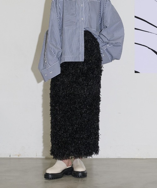 THE YOn(ザヨン)の「フェザーライクシャギーナロースカート(スカート・レディース・ブラック/サックスブルー/アイボリー・FREE)」の12枚目の写真