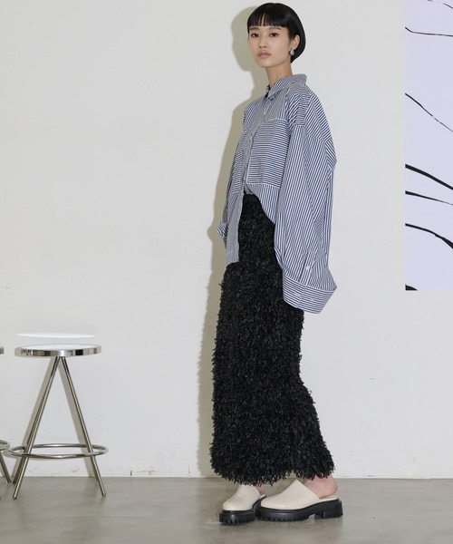 THE YOn(ザヨン)の「フェザーライクシャギーナロースカート(スカート・レディース・ブラック/サックスブルー/アイボリー・FREE)」の10枚目の写真