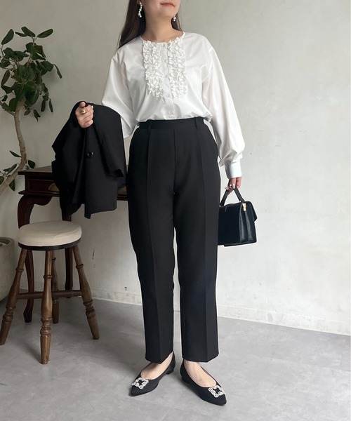 prose verse(プロズヴェール)の「フロントダブルフリルブラウス(シャツ/ブラウス・レディース・オフホワイト・LARGE/MEDIUM)」の7枚目の写真